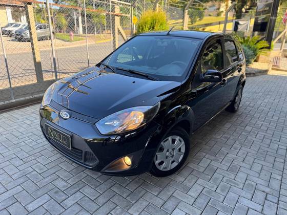 FORD FIESTA 1.0 ROCAM 8V FLEX 4P MANUAL FORD FIESTA 1.0 ROCAM 8V FLEX 4P MANUAL